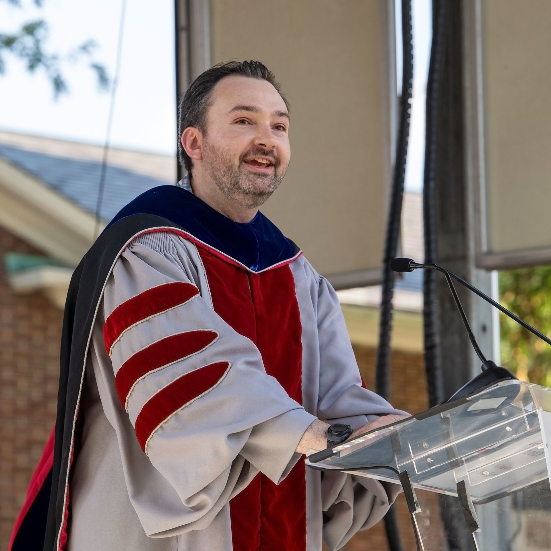 Stevens professor Brendon Englot speaks at new student Convocation.