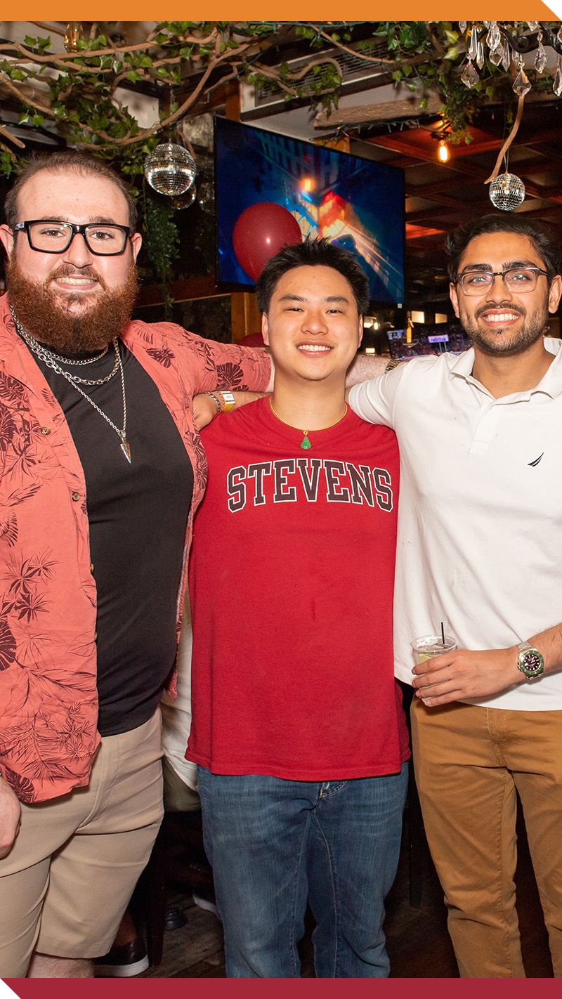 Stevens alumni enjoying each others company at Ducks Night Out.